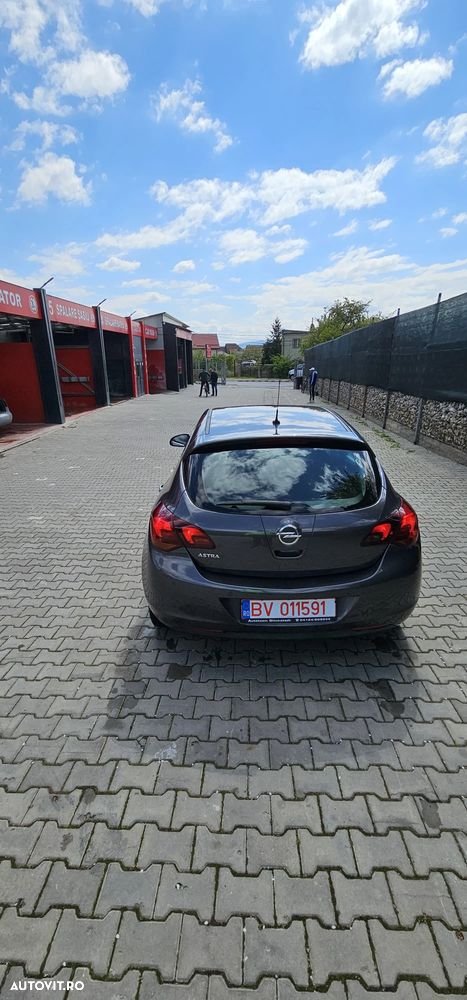 Opel Astra 1.6 Automatik Sport - 2