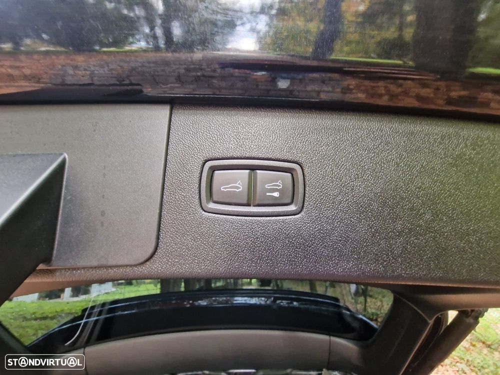 Porsche Cayenne Turbo - 56