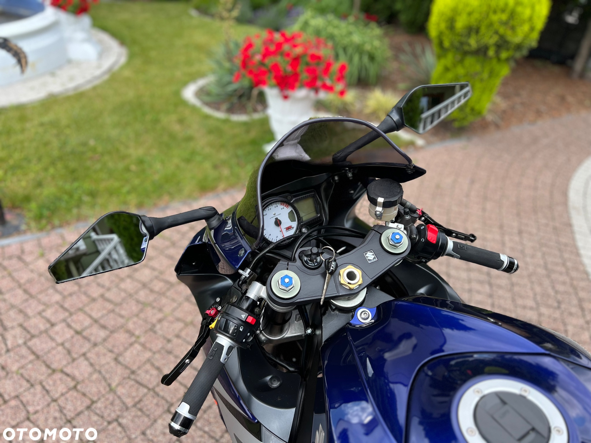 Suzuki GSX-R - 32