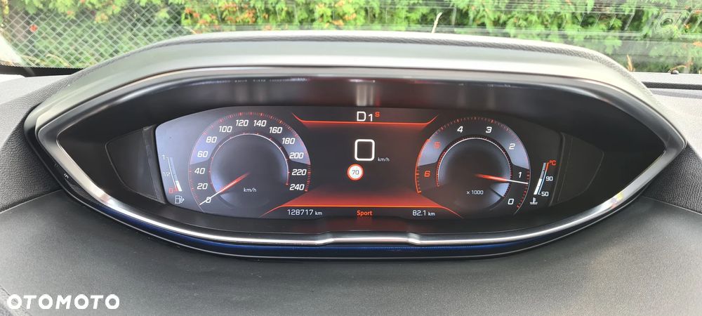 Peugeot 3008 1.5 BlueHDi Allure S&S EAT8 - 24
