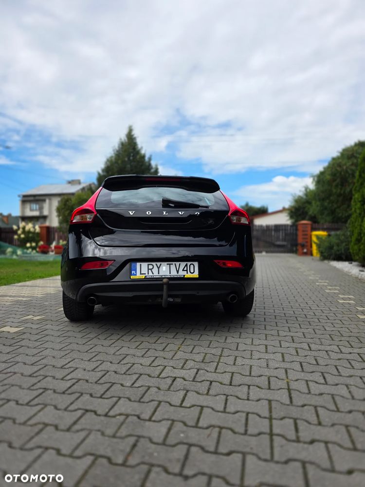 Volvo V40 D3 Momentum - 13