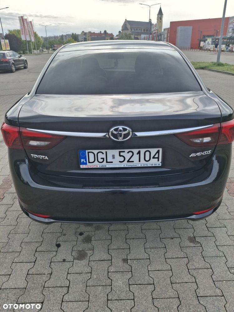 Toyota Avensis 1.8 Premium - 1