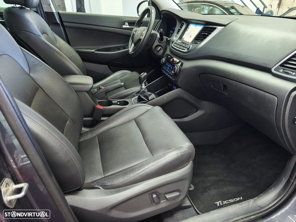 Hyundai Tucson 1.7 CRDi Executive - 22