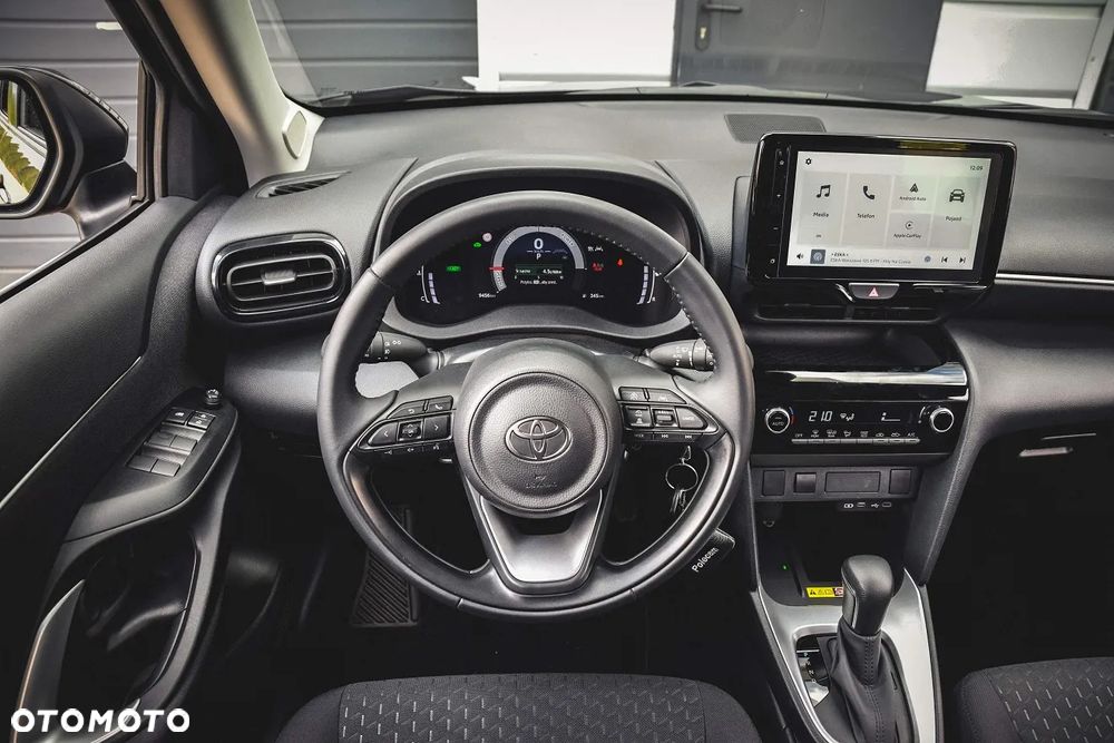 Toyota Yaris Cross Hybrid 1.5 Comfort - 28