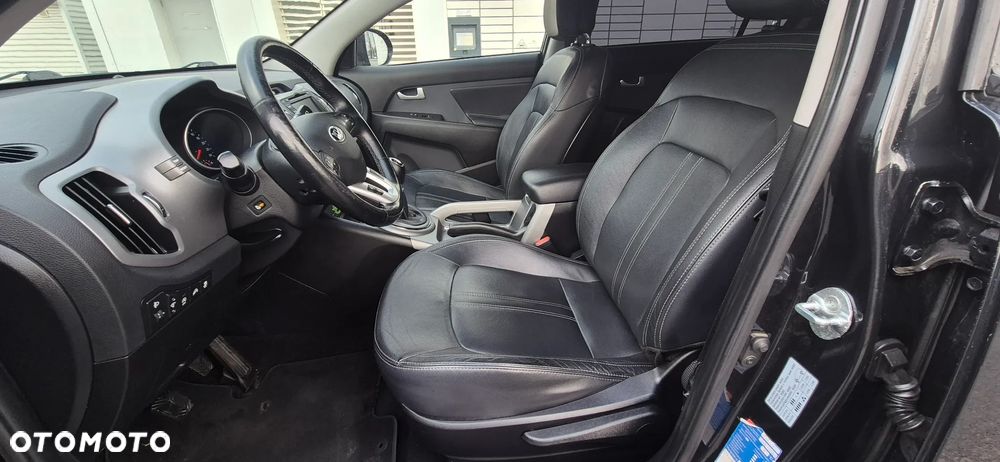 Kia Sportage 1.7 CRDI 2WD ISG Dream-Team Edition - 10