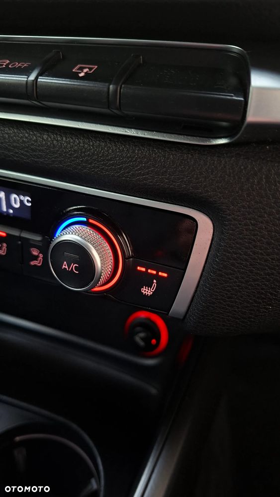 Audi A3 Sportback 2.0 TDI S tronic - 24