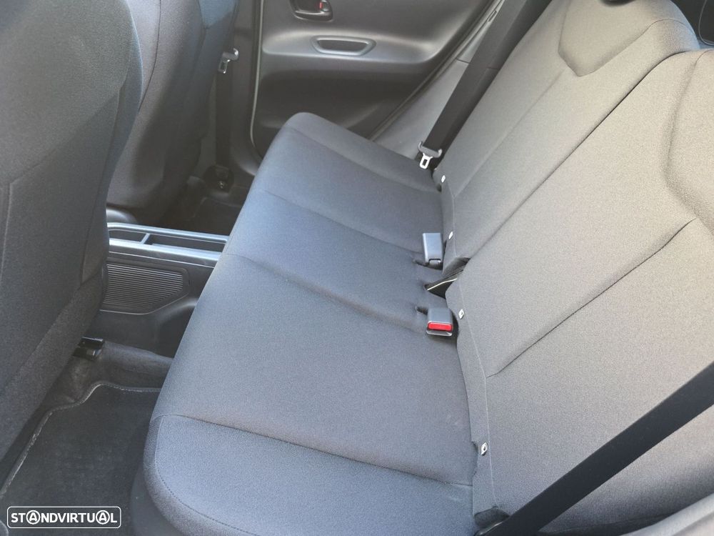 Toyota Aygo X 1.5 Hybrid Envy - 9