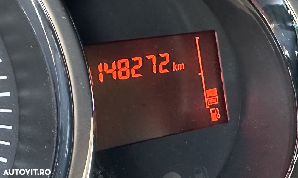 Dacia Logan 1.2 - 8