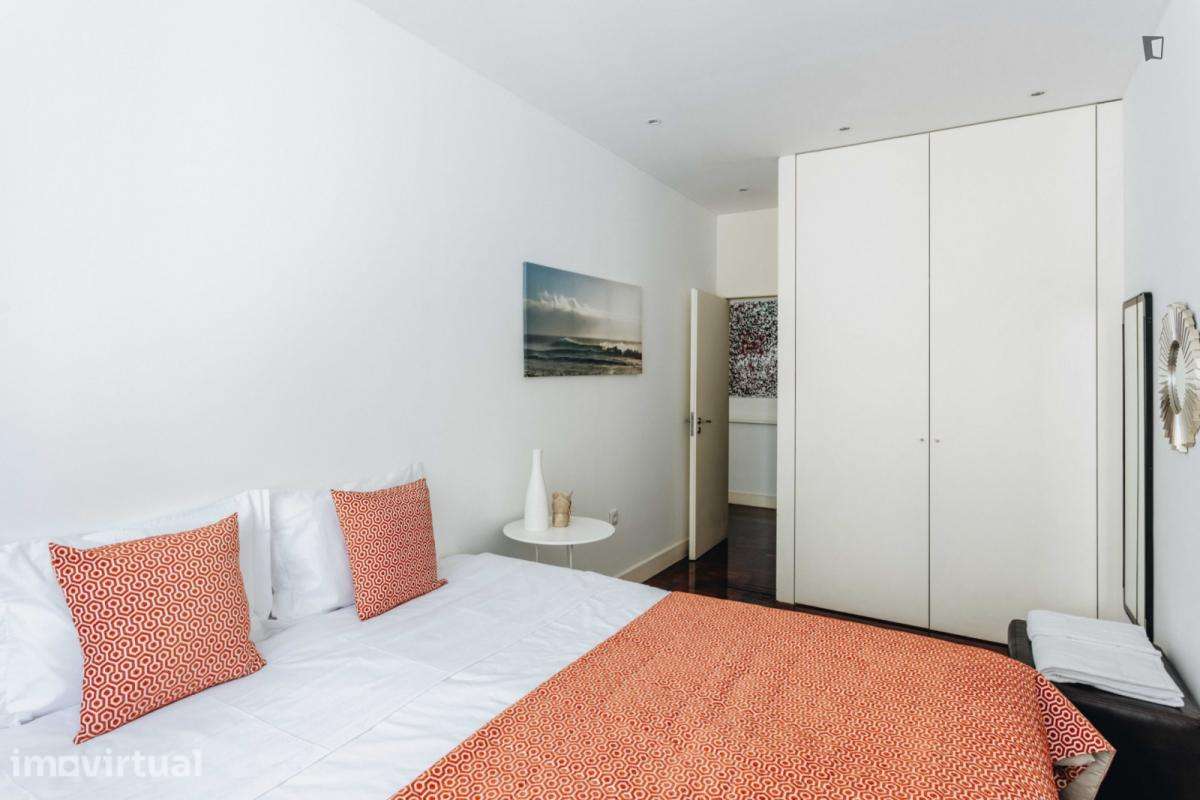 Apartamento com 1 quartos - localizado em Santo Ildefonso Porto - Grande imagem: 2/9