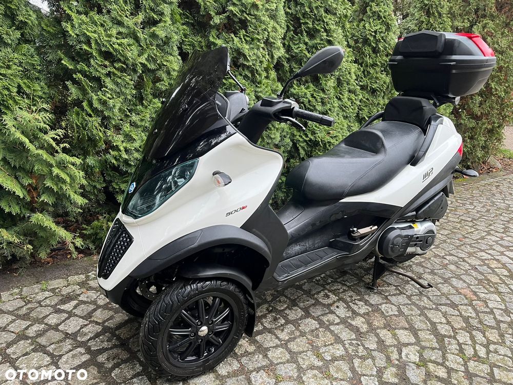 Piaggio MP-3 - 9