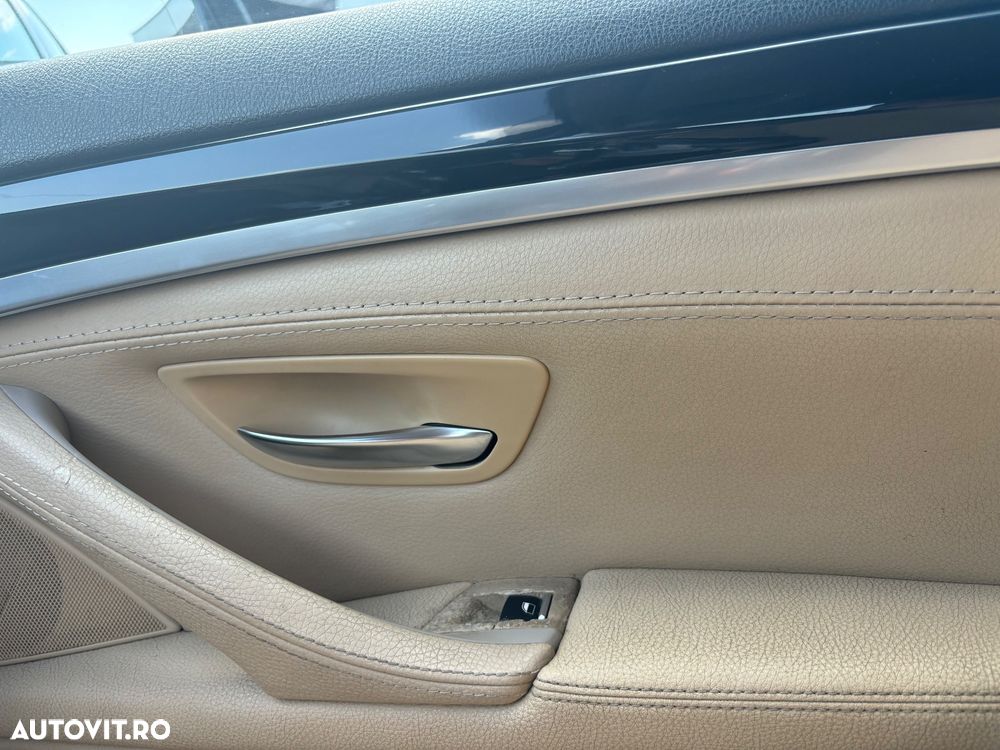 BMW Seria 5 520d - 2