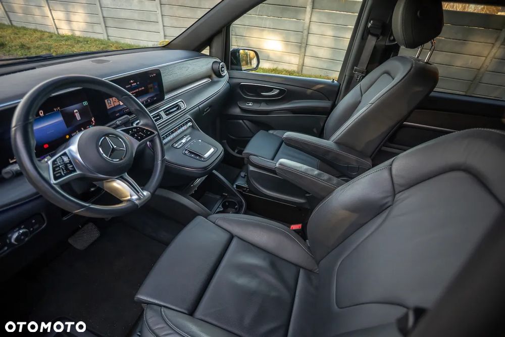 Mercedes-Benz Klasa V 250 d extralang 9G-TRONIC Avantgarde - 18