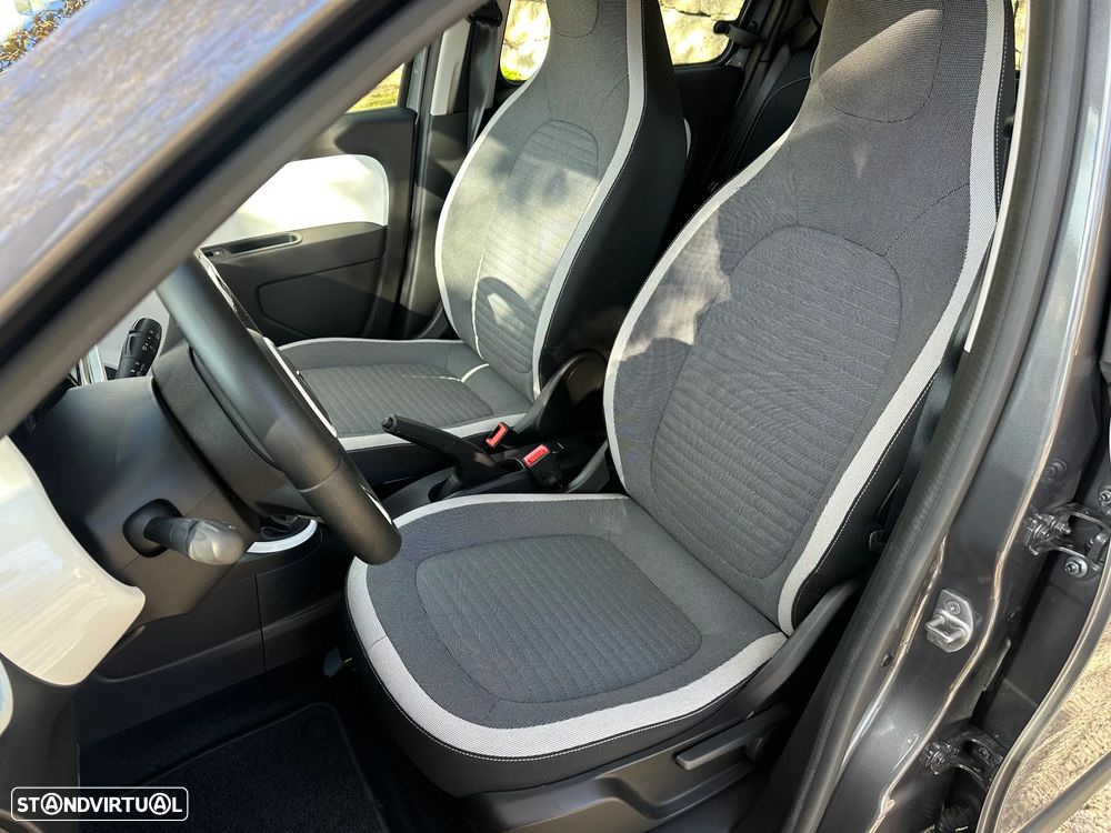 Renault Twingo 1.0 SCe Intens - 18