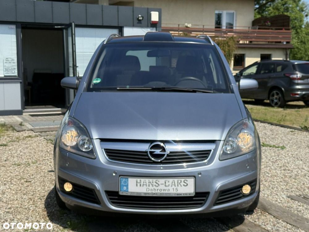 Opel Zafira - 26