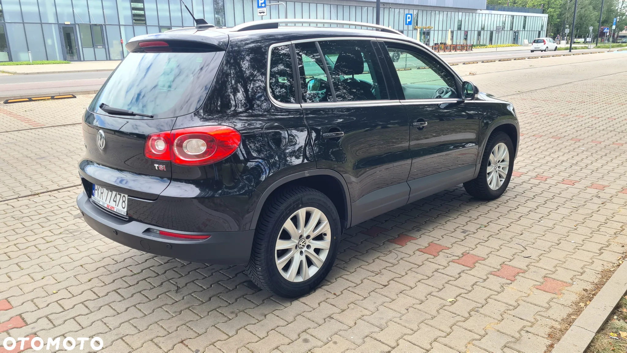 Volkswagen Tiguan - 8