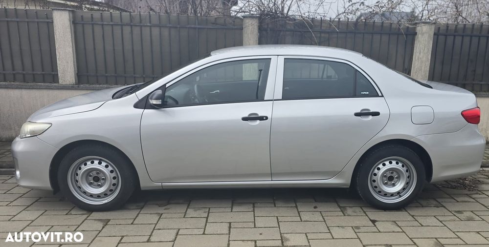 Toyota Corolla 1.6 Luna - 2