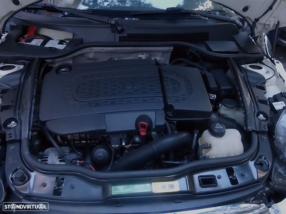 MINI 3 Portas Cooper D - 22