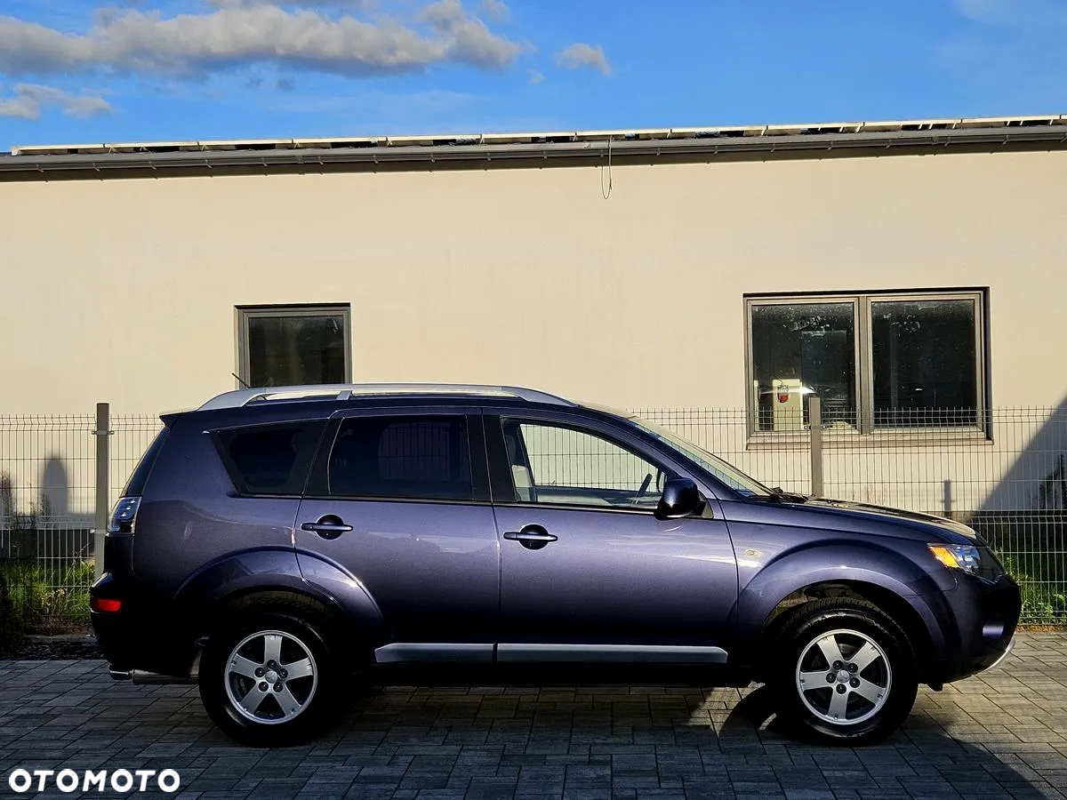 Mitsubishi Outlander 2.4 4WD Inform - 14