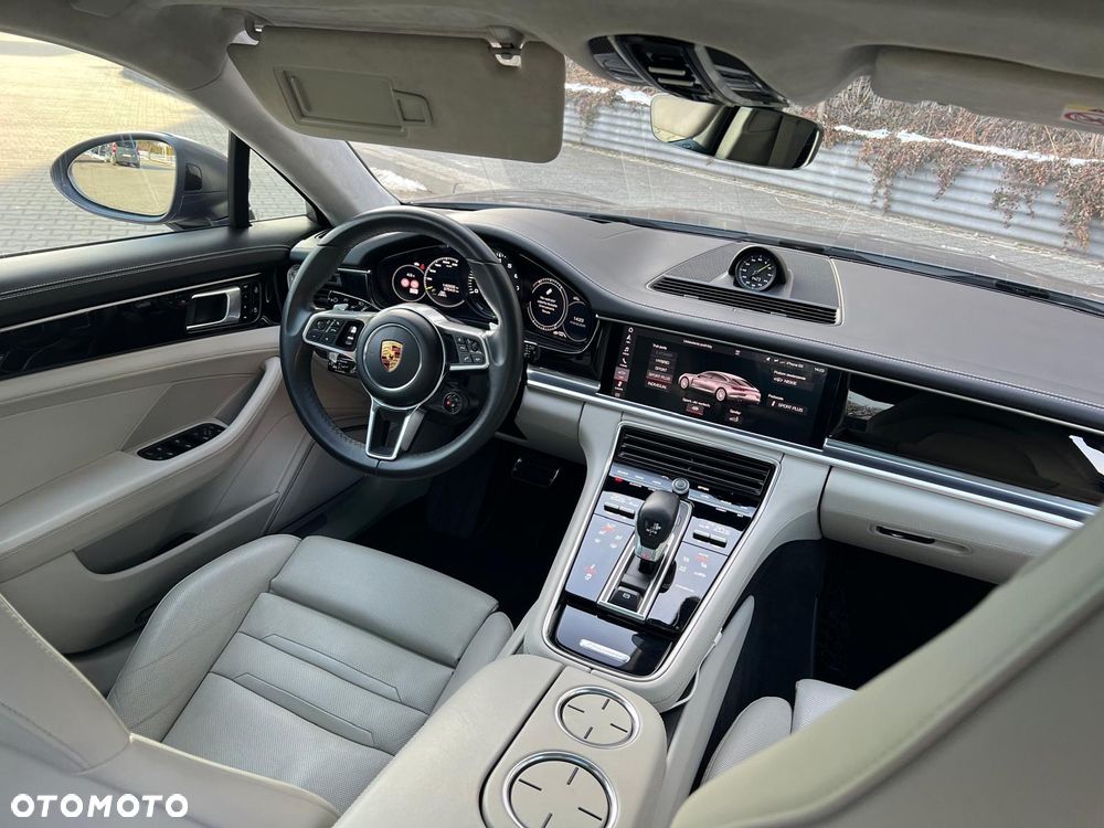 Porsche Panamera 4 E-Hybrid Executive - 8