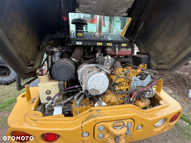 Caterpillar 908 M - 6