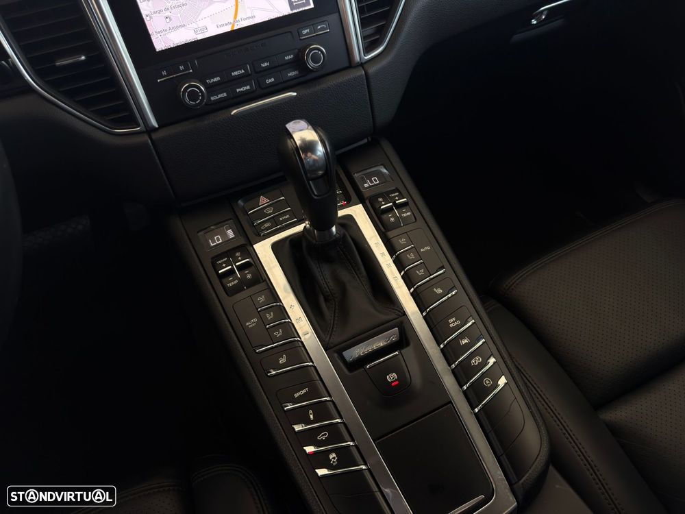 Porsche Macan S - 27