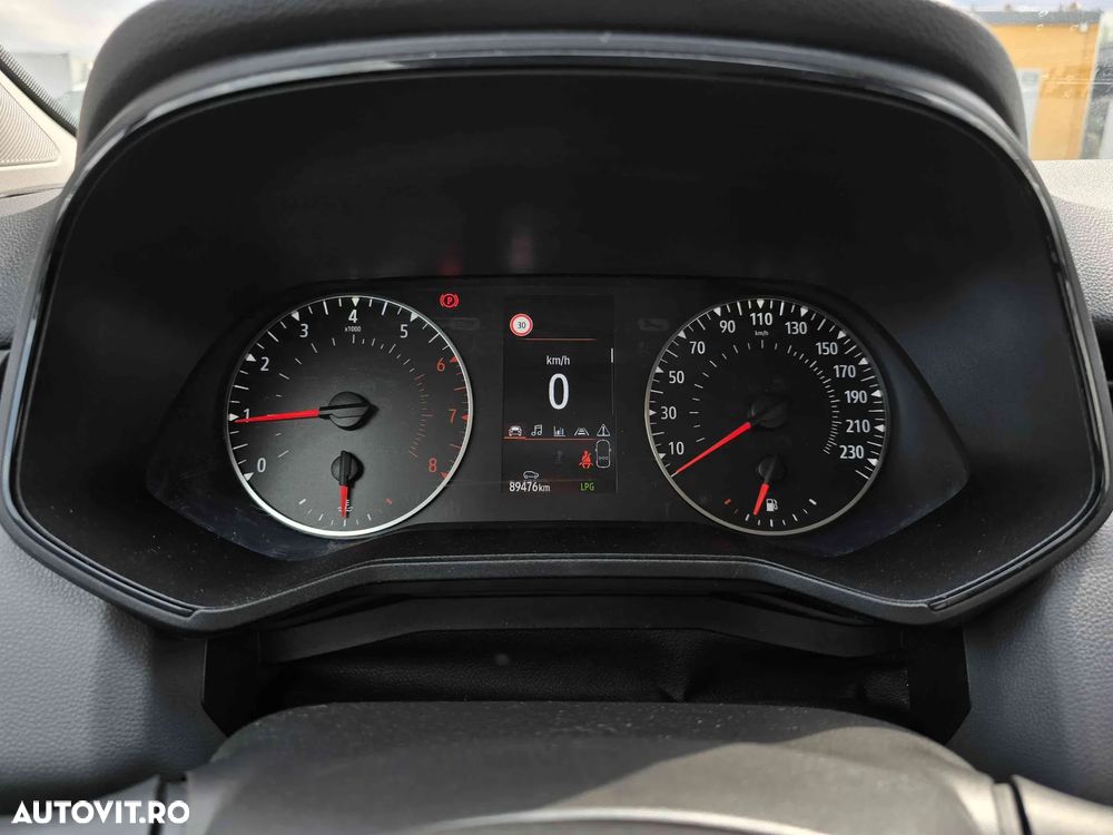 Renault Clio - 12