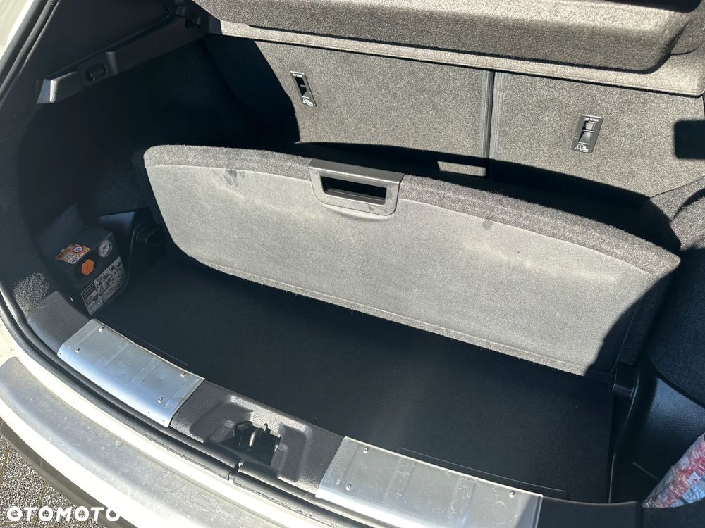 Nissan Qashqai 1.6 DIG-T TEKNA+ - 20