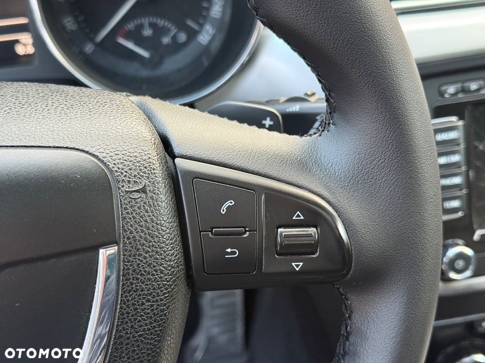 Skoda Superb 3.6 V6 4x4 DSG Ambition - 17