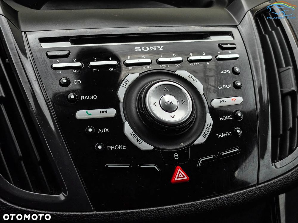Ford Kuga 2.0 TDCi 2x4 Titanium - 34