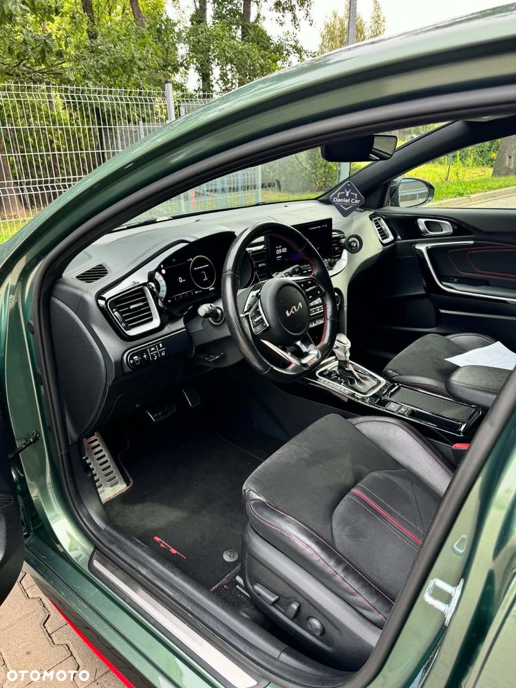 Kia ProCeed 1.6 T-GDI GT DCT - 11