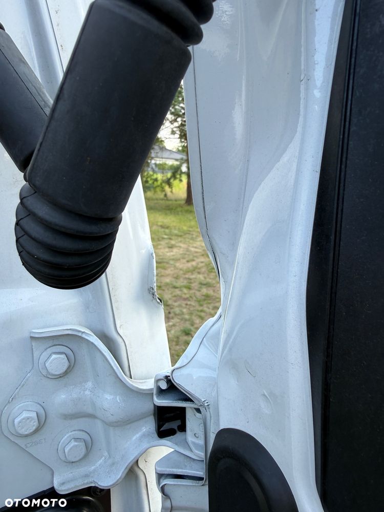 Opel Vivaro - 12
