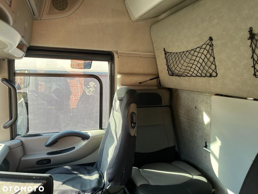 Renault Magnum 440 DXI - 3