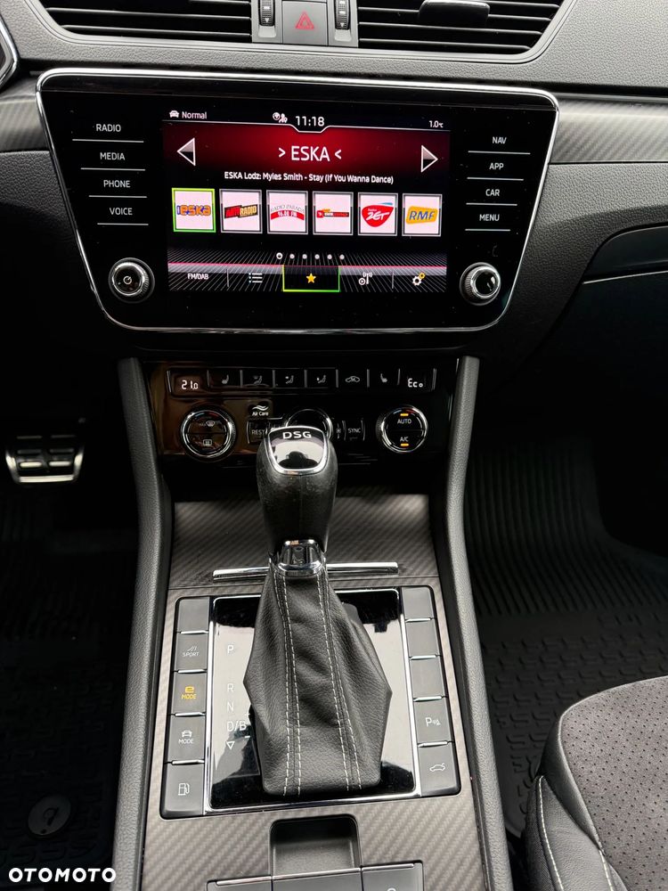 Skoda Superb 1.4 TSI Plug-In Hybrid Sportline DSG - 11