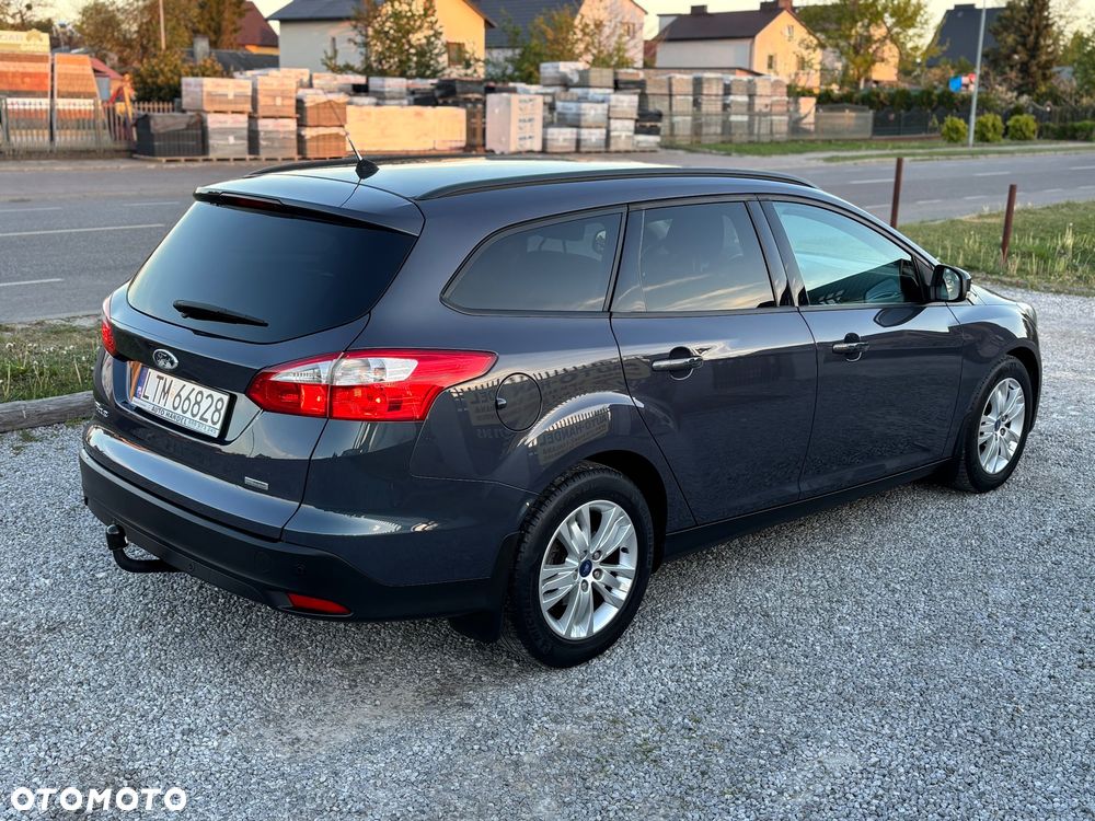 Ford Focus - 25