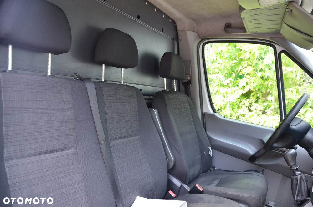 Mercedes-Benz SPRINTER MAXI L4 - 13