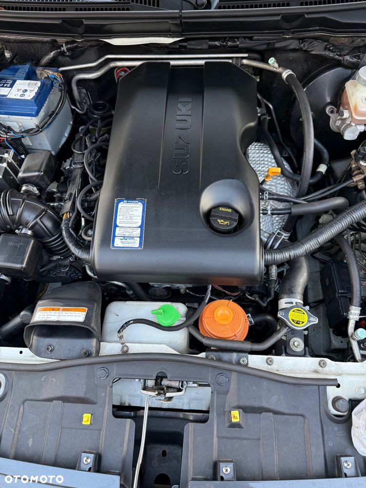 Suzuki Grand Vitara 2.4 De Luxe EU5 - 17