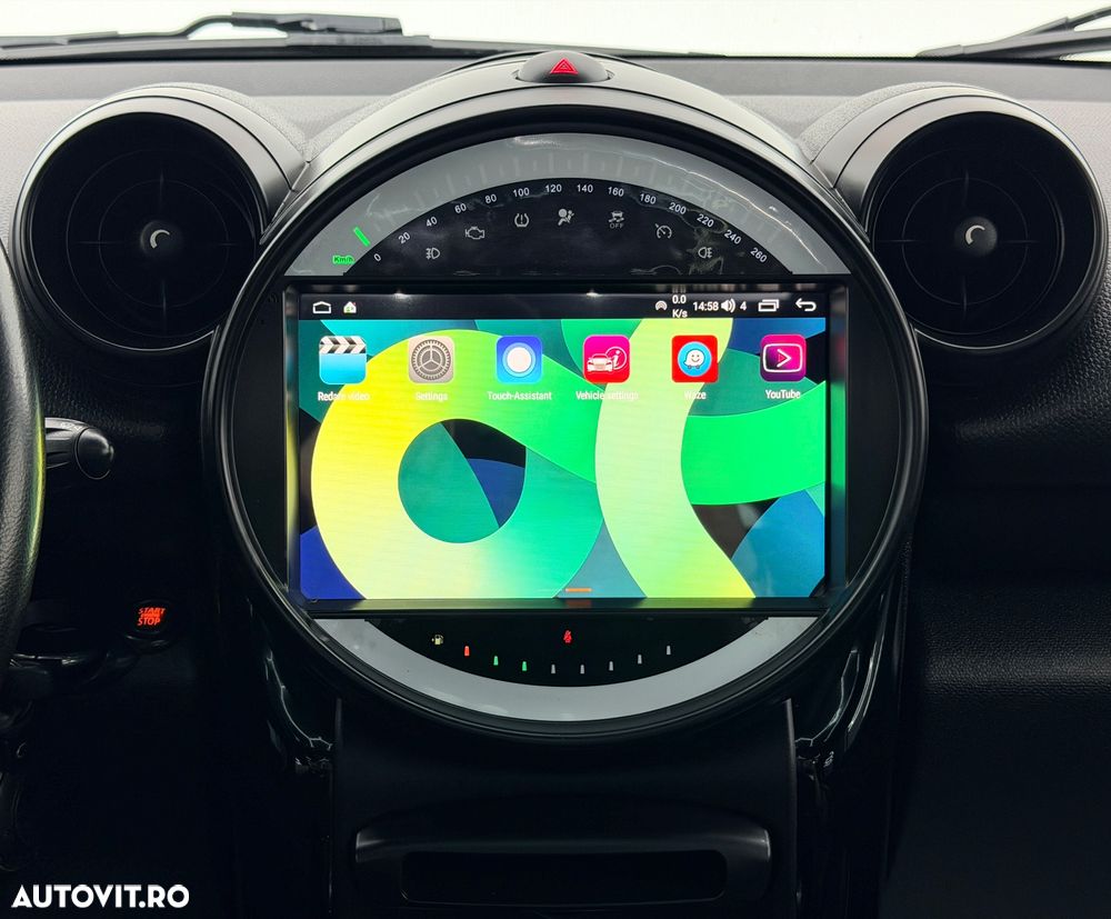 Mini Countryman Cooper D ALL4 - 31