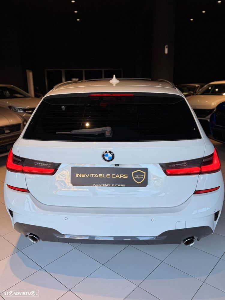 BMW 320 d Touring Pack Desportivo M Auto - 9
