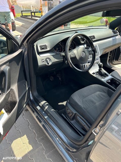 Volkswagen Passat 1.6 TDI BlueMotion Technology Business Edition - 9