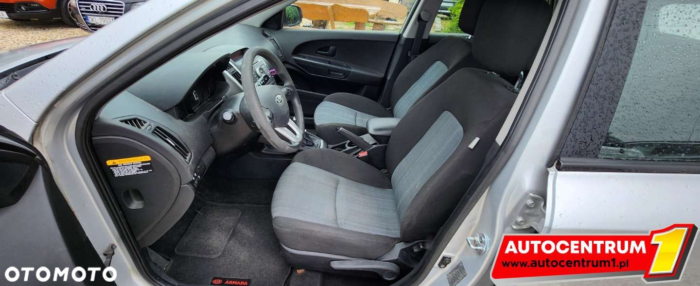 Kia Ceed - 6
