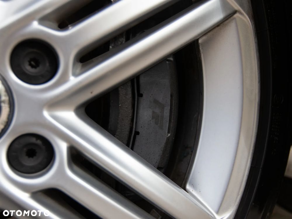 Volkswagen Golf VI 2.0 TSI 4Mot R DSG - 38