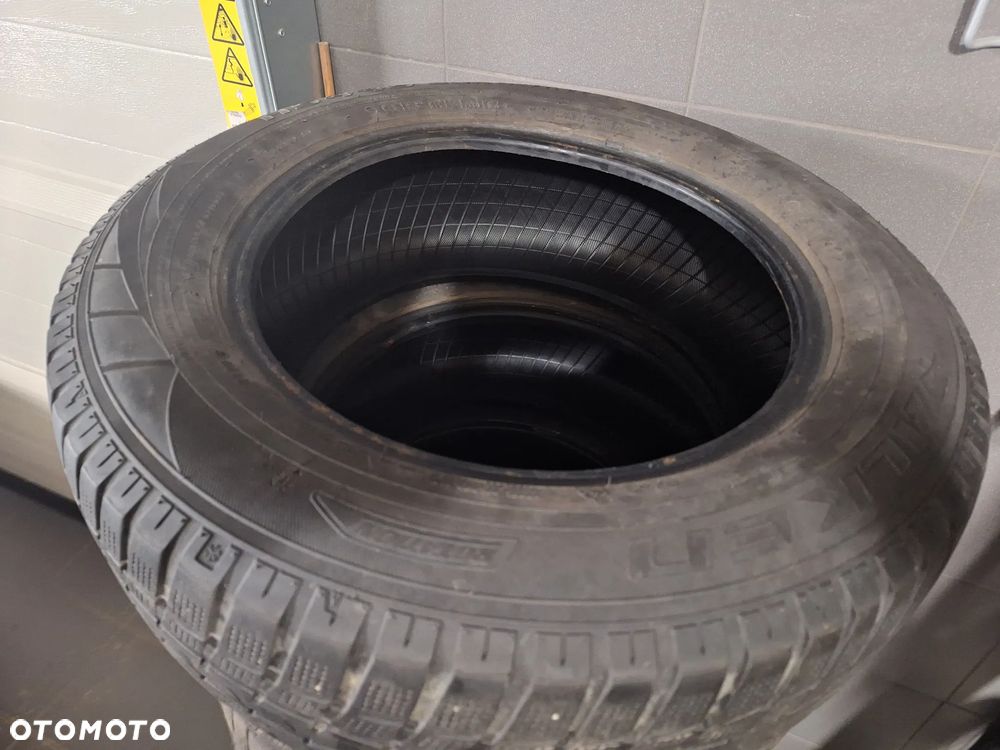 Zimowe Falken 195/65 R15 - 1
