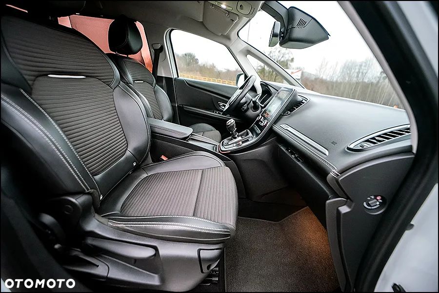 Renault Grand Scenic - 35