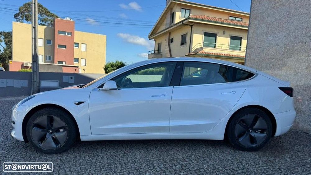 Tesla Model 3 Standard Range Plus RWD - 4