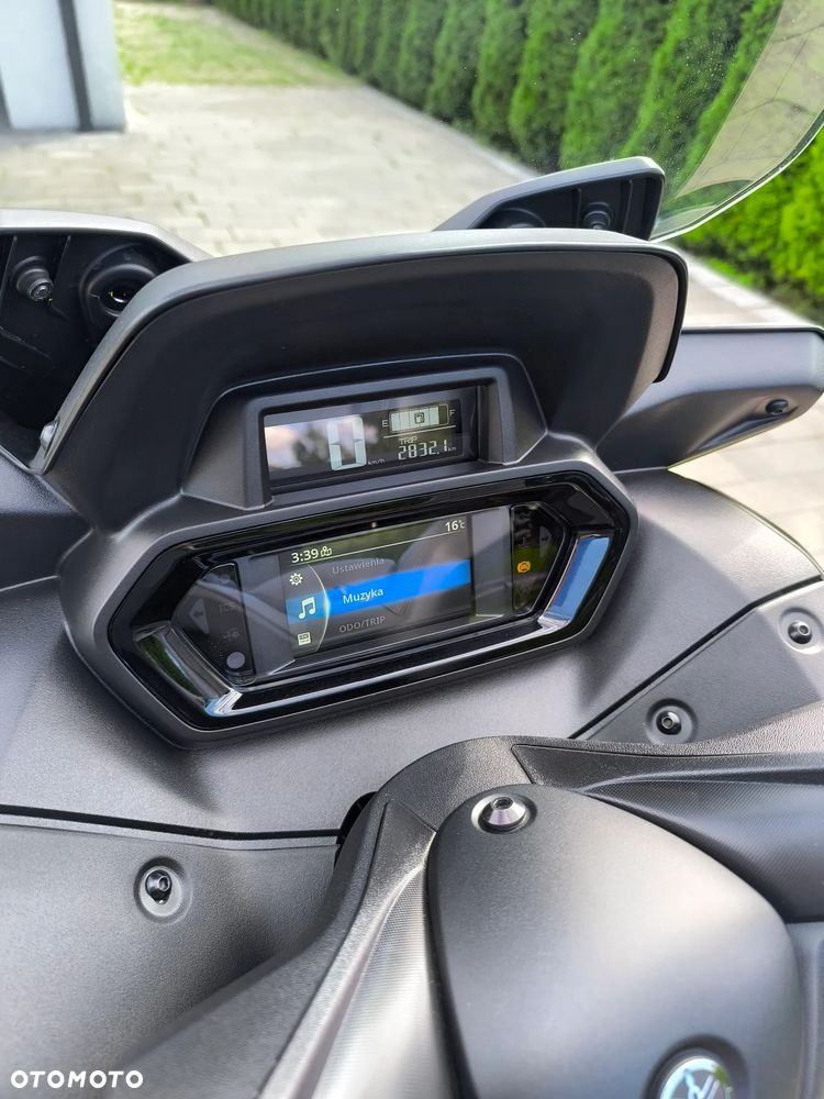 Yamaha X-max - 10