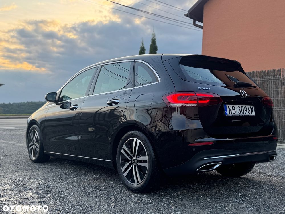 Mercedes-Benz Klasa B 180 Progressive 7G-DCT - 26