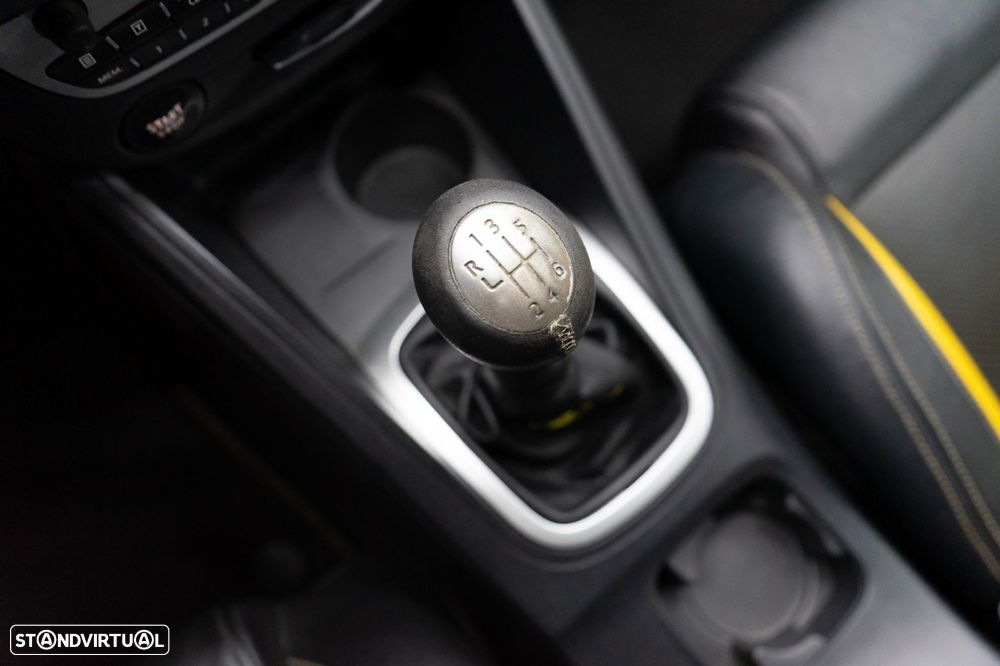 Renault Mégane Coupe 2.0 T 16V RS - 31