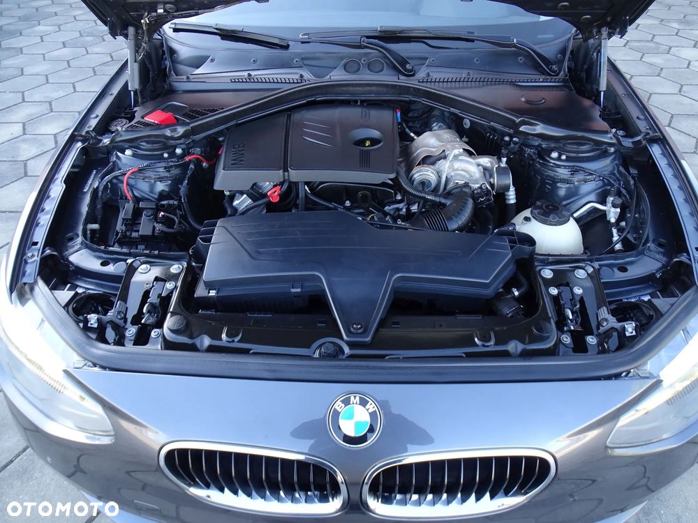 BMW Seria 1 116i Sport Line - 10