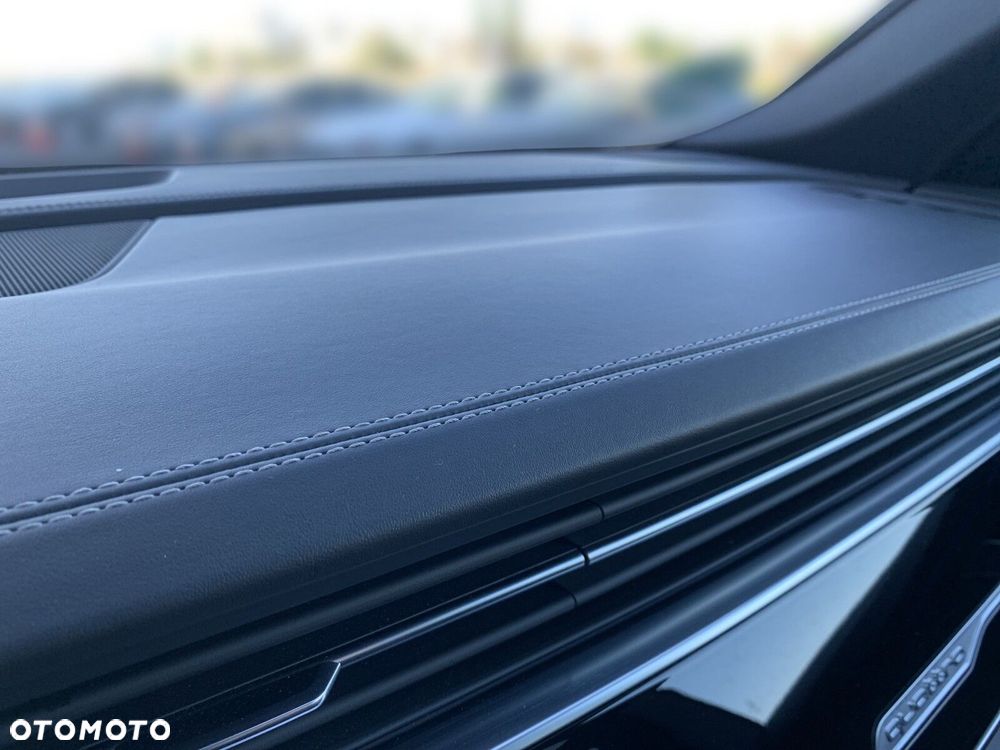 Audi Q8 - 31