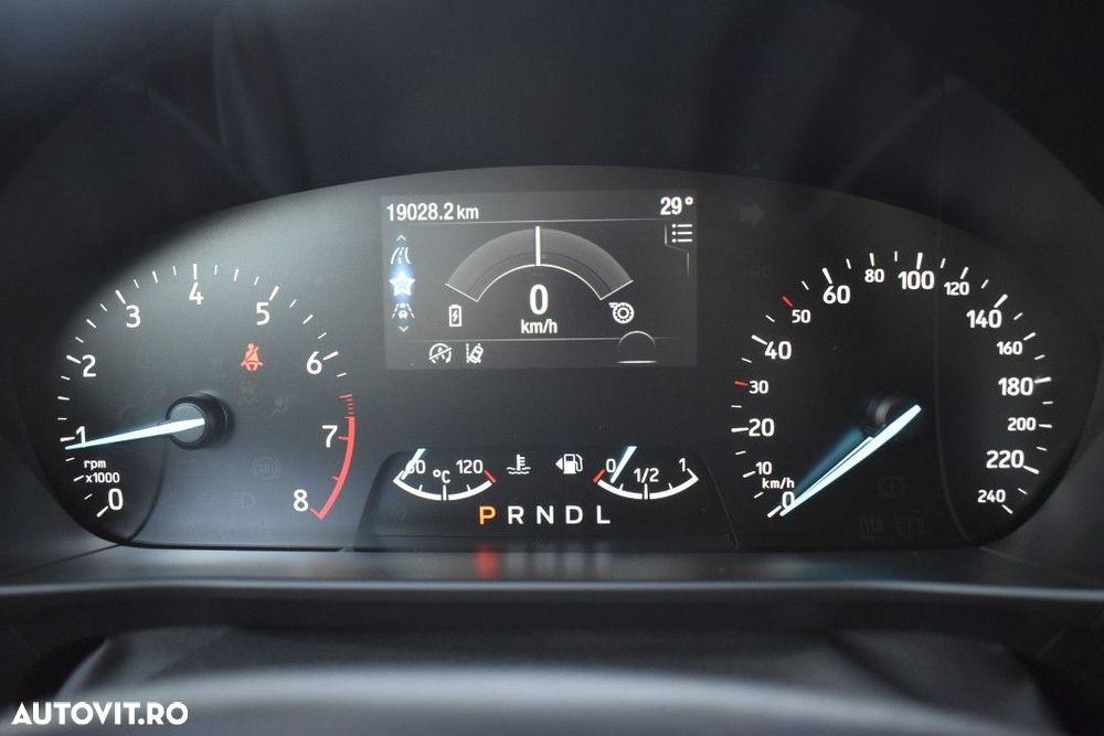 Ford Focus - 11